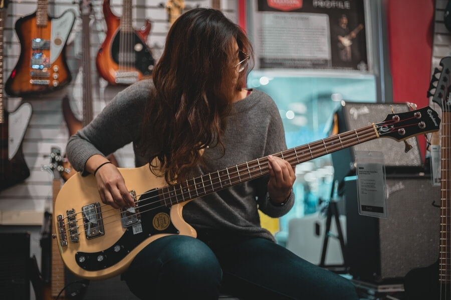 Bass Guitar Lessons 1